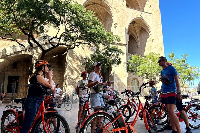 Valencia City Highlights in Guided Bike or E-Bike Tour - What the $32.58 price really buys you