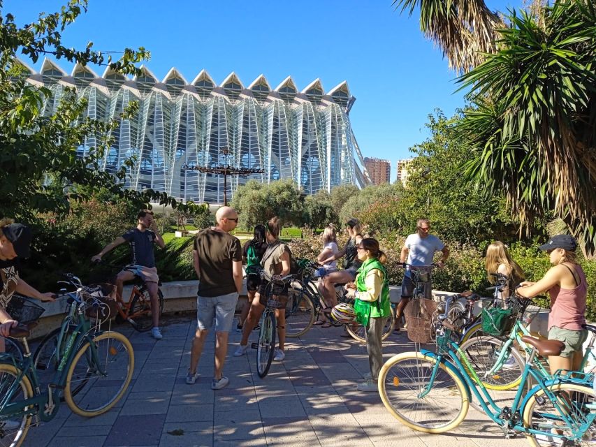Valencia: Full-Day Bike Rental - Extending the ride to the port and beach