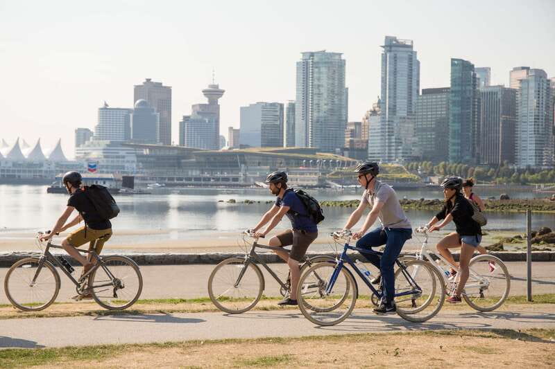 Vancouver: Guided Bike Tour - Stanley Park, seawall views, and Beaver Lake