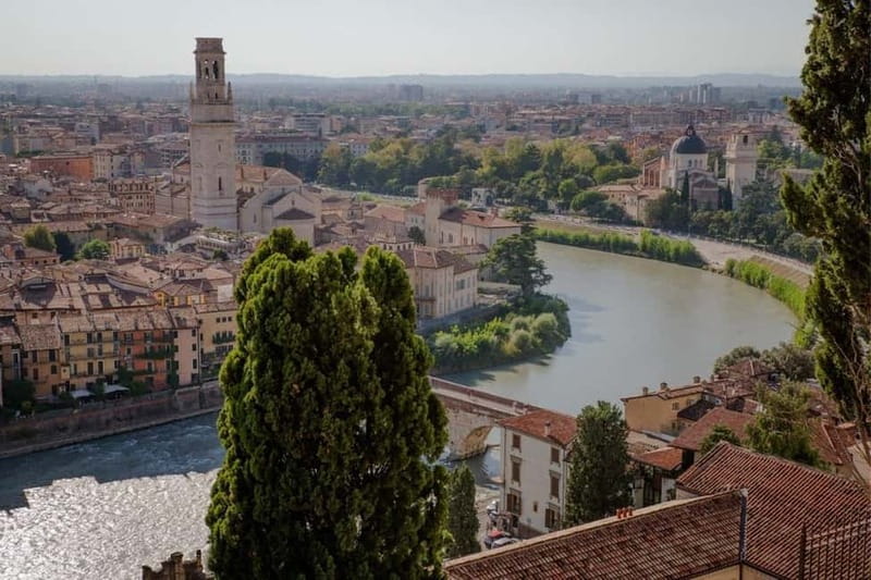 Verona e-bike tour: city center and panoramic views - Castelvecchio and the quieter side of Verona