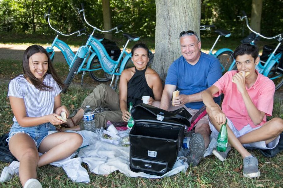 Versailles Bike Tour with Palace & Queen Farm Entrance - A picnic beside the canal or gardens