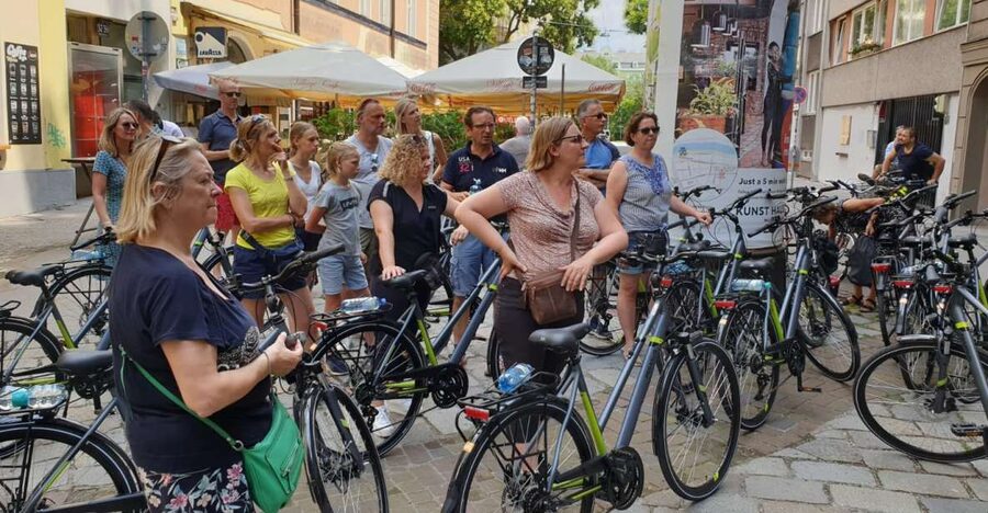 Vienna: City Highlights Guided Bike Tour - Key points to know before you book
