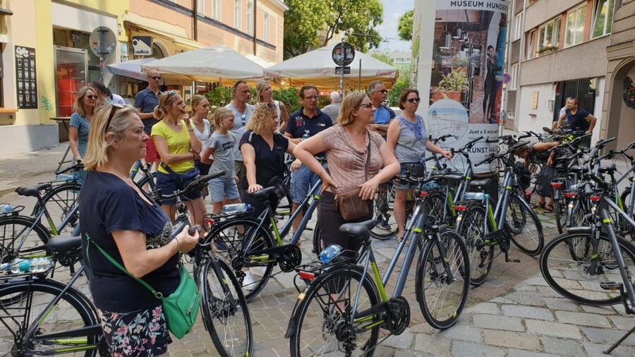 Vienna: City Highlights Guided Bike Tour - Why a bicycle works so well in central Vienna