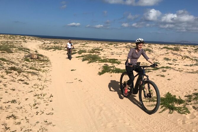 Volcanic Discovery PREMIUM eBike Tour: 35 km - Key points at a glance
