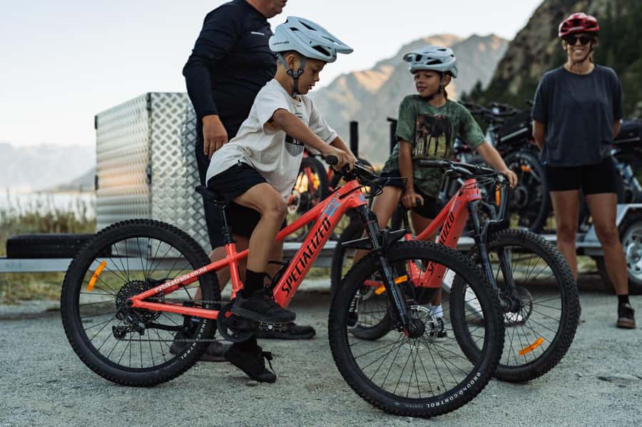 Wānaka: Gladstone Track and Wanaka Trails on Bike or eBike - A one-way ride through Wānaka’s best scenery