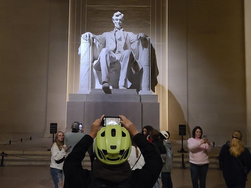 Washington DC: Monuments by Night Bike Tour - Vietnam Veterans Memorial and the Washington Monument