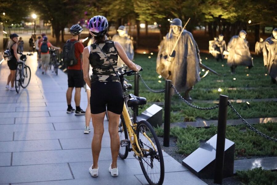 Washington DC: Monuments by Night Bike Tour - The guides make a real difference