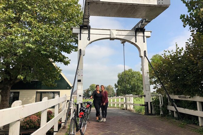 Windmill, Dairy Farms & Countryside Electric Bike Tour - Ransdorp and its church tower